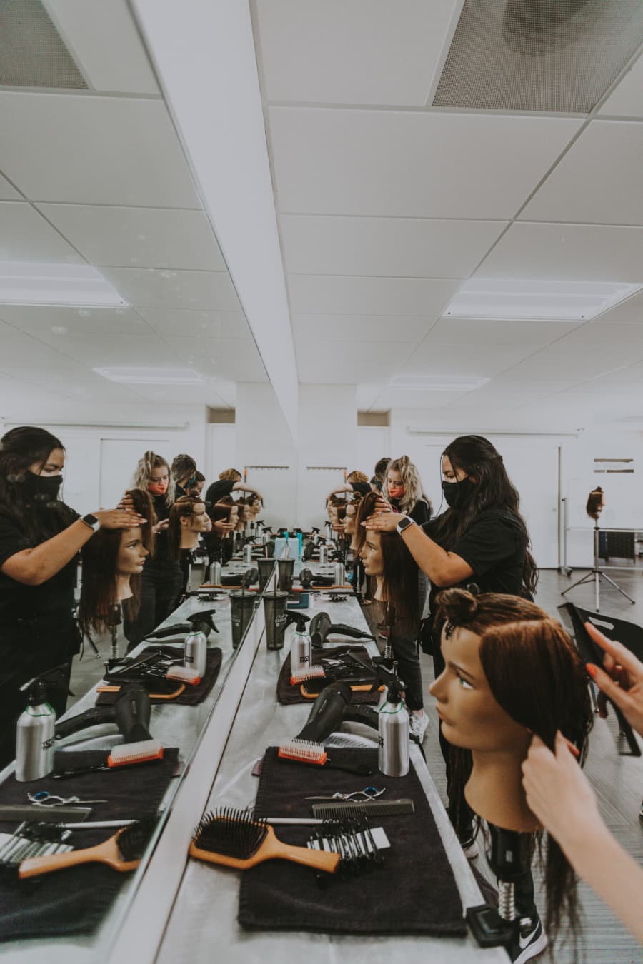 What Are the Typical Duties of a Cosmetologist? Inspire Greatness